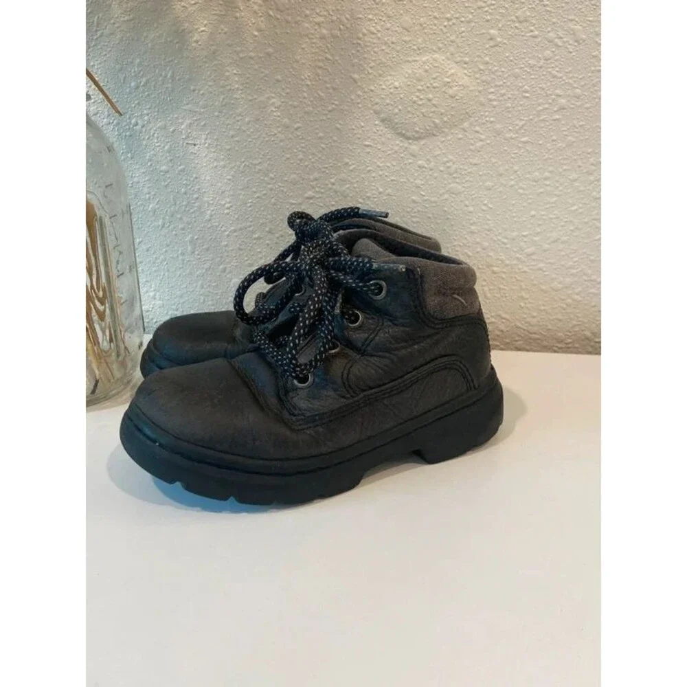 Boys toddler boots Leather Black Size 9 Lace Up Combat